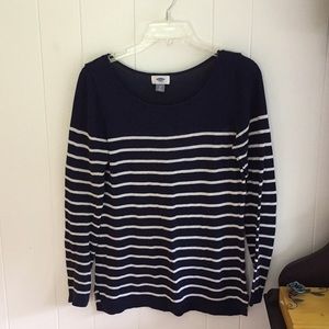 Old Navy sweater